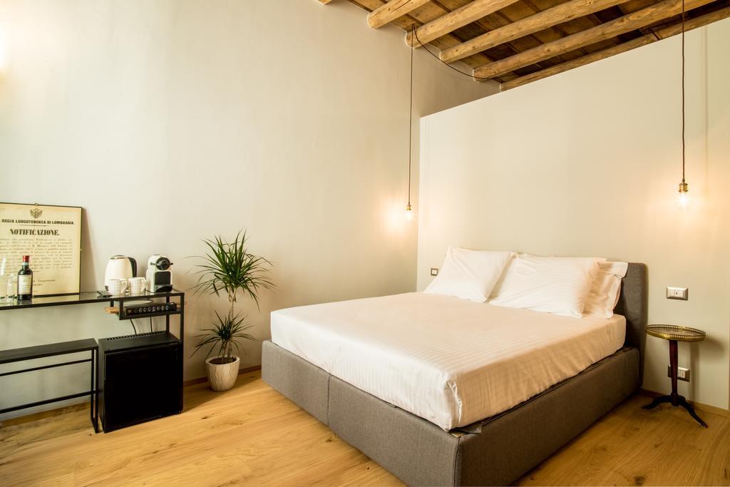 Guesthouse Volta 38 Como Exterior photo
